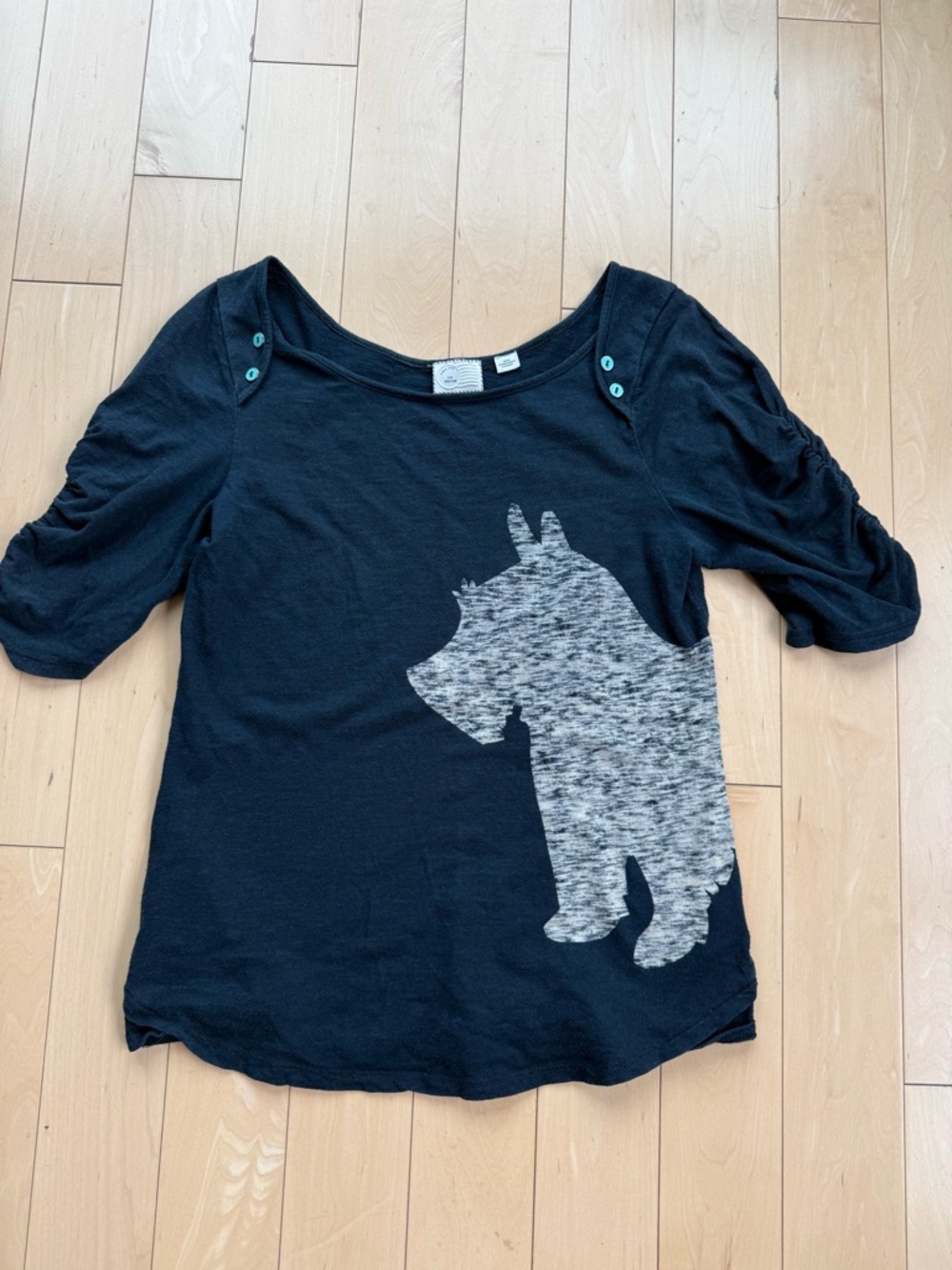 Girls' Black Short-Sleeve Tee with Gray Dog Graphic